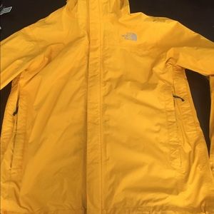 The North Face Rain Jacket Men's Medium