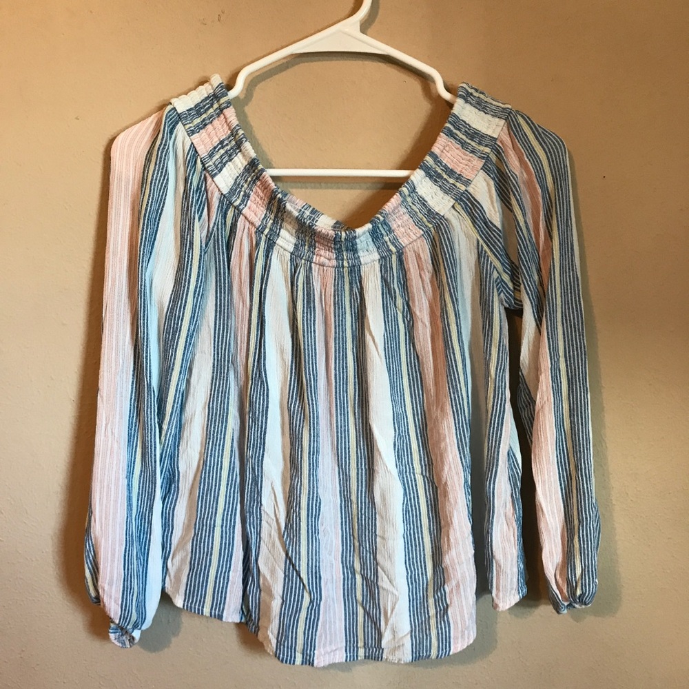 Aeropostale off the shoulder shirt