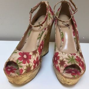 Luichiny Floral Linen Wedge
