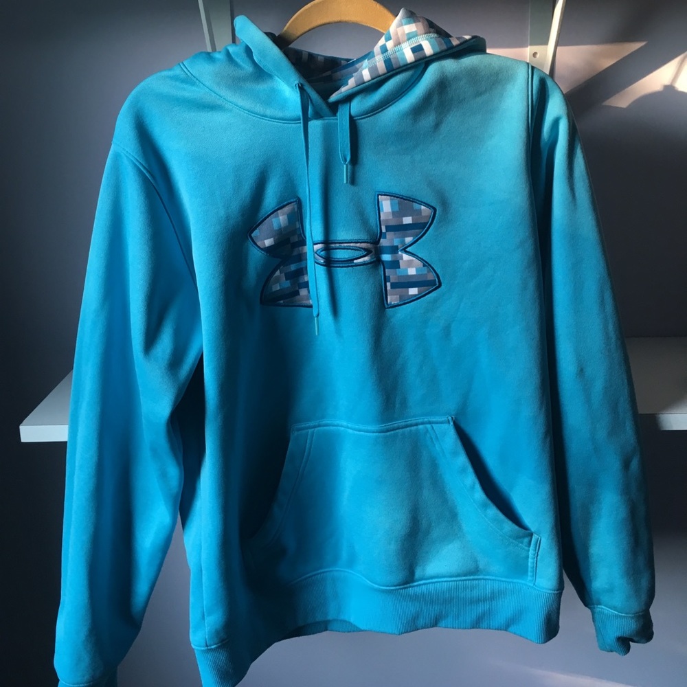 UNDER ARMOUR SWEATSHIRT