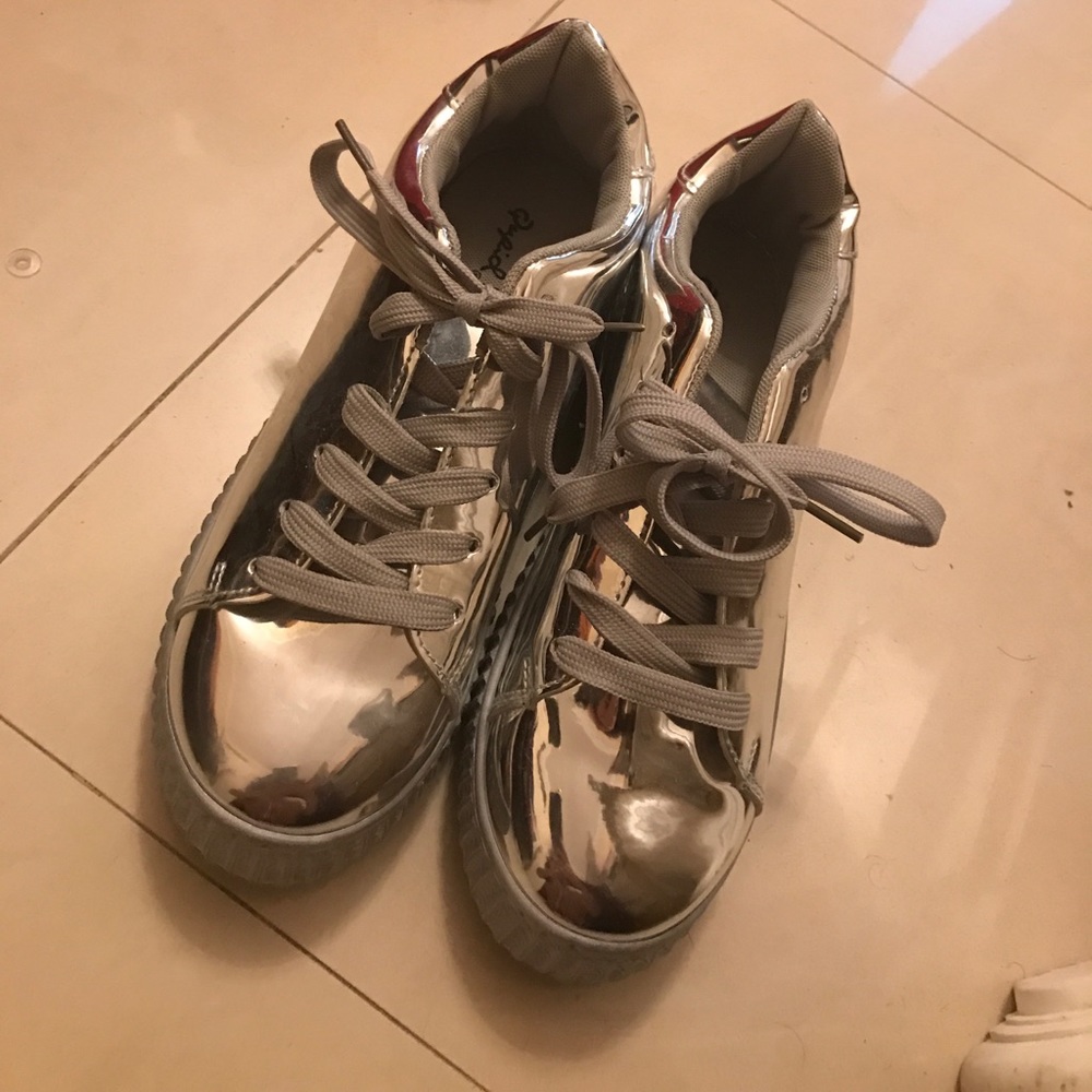 Never worn sneakers from Forever 21