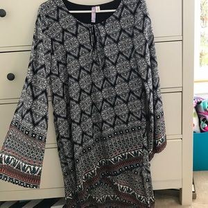 Francesca's Flowy printed dress