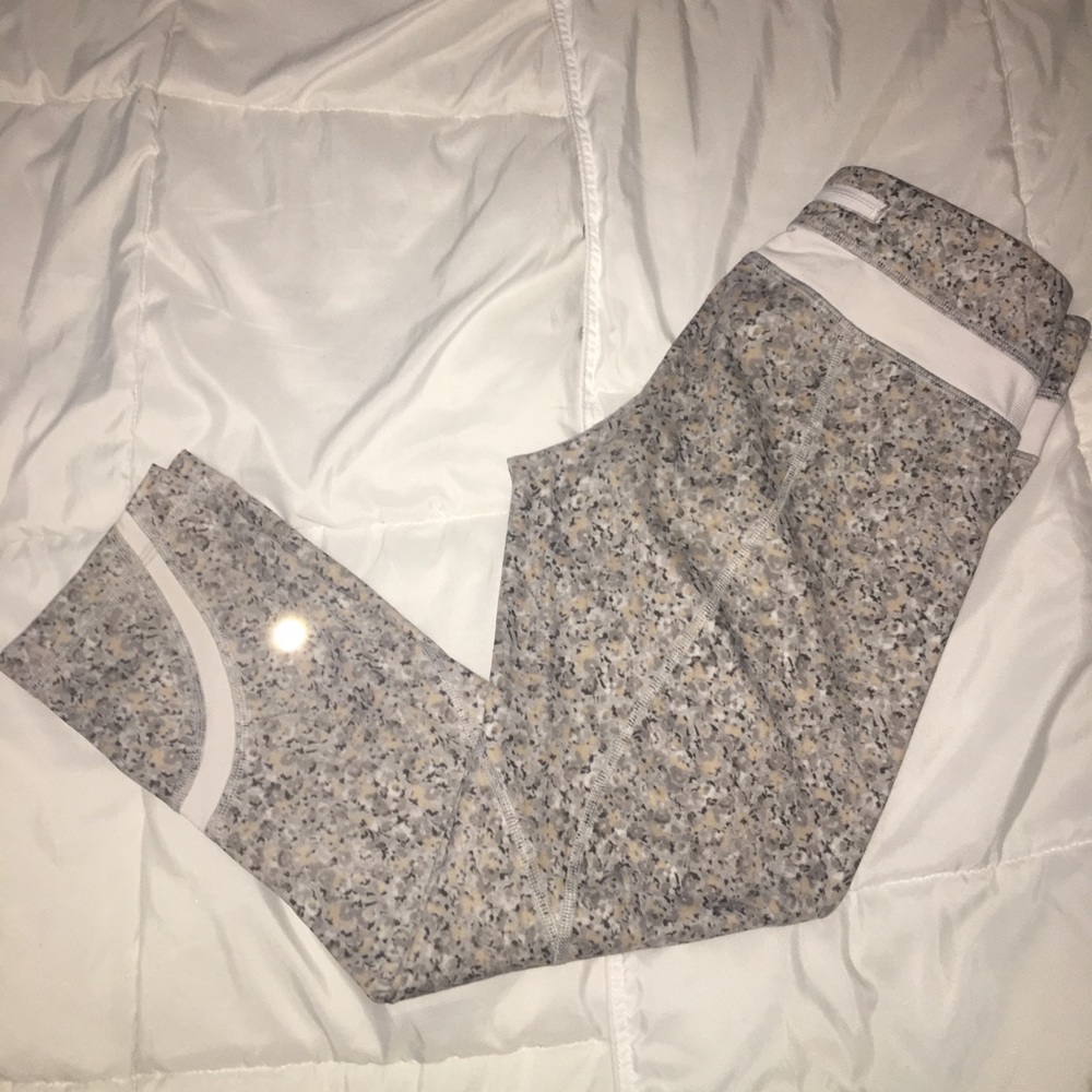 lululemon crop leggings