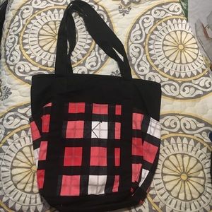 🦋Thirty-One Go To Tote🦋