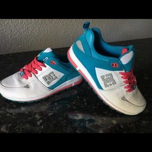 DC Shoes - DC Skate shoes - size 6 DC Shoes - DC Skate shoes - size 6