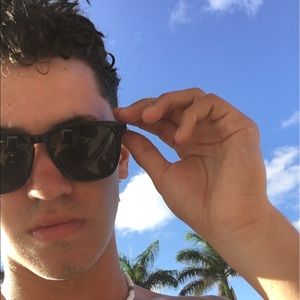 Meet your Posher, Kerard