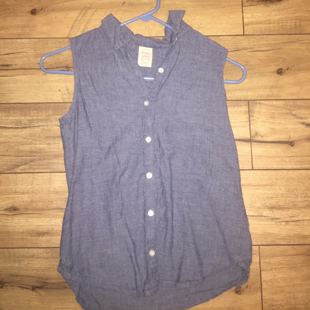 *GREAT CONDITION* Sleeveless Hoodie Girls Size: L
