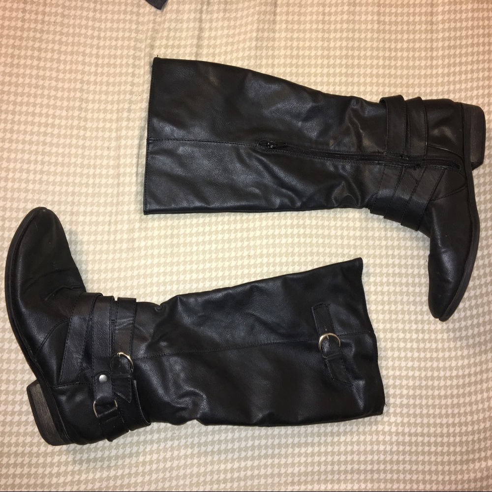 Black boots.