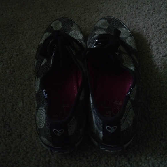 Floral Keds Size 6.5 - Picture 3 of 4