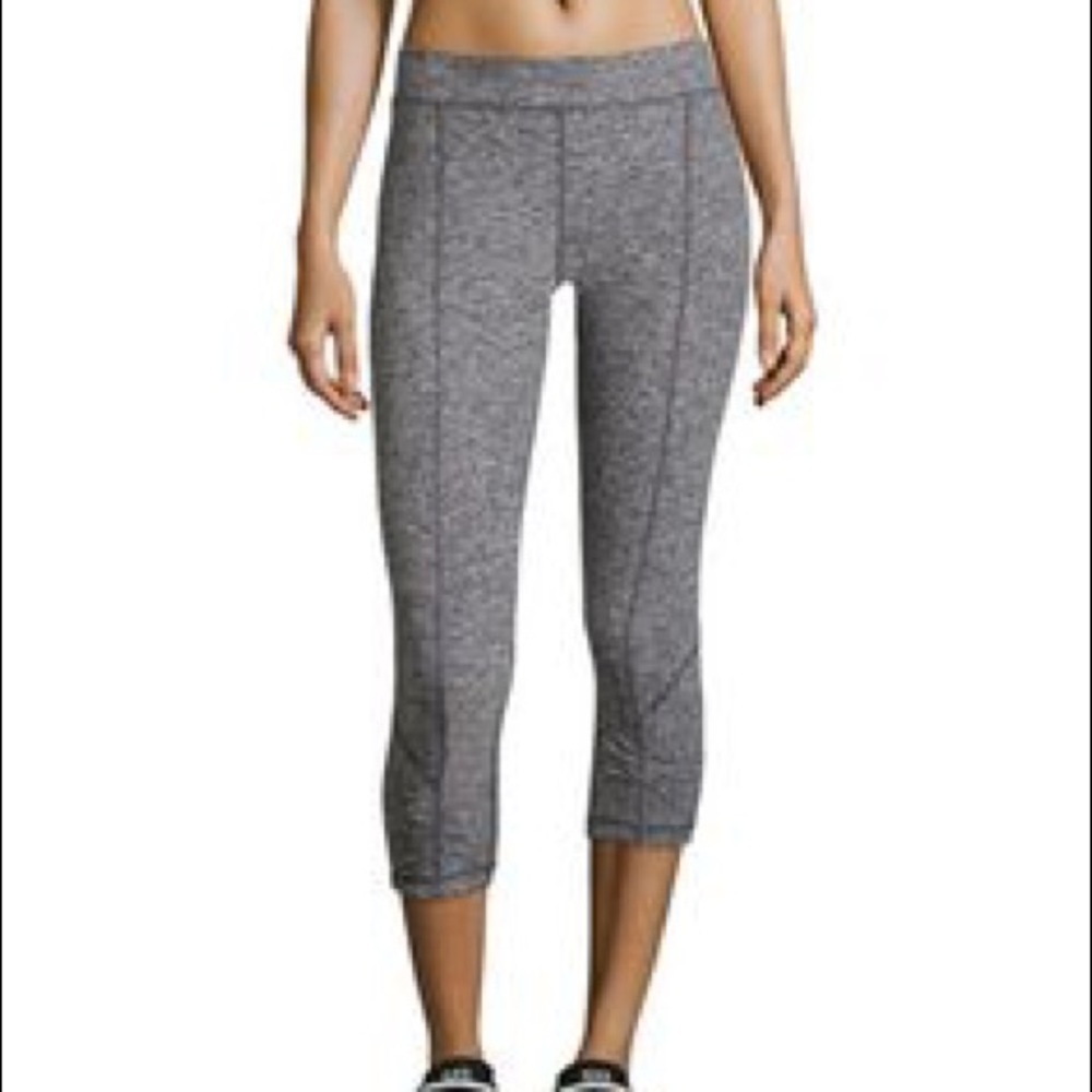 XCVI Ainsley Cropped Active Leggings, like new