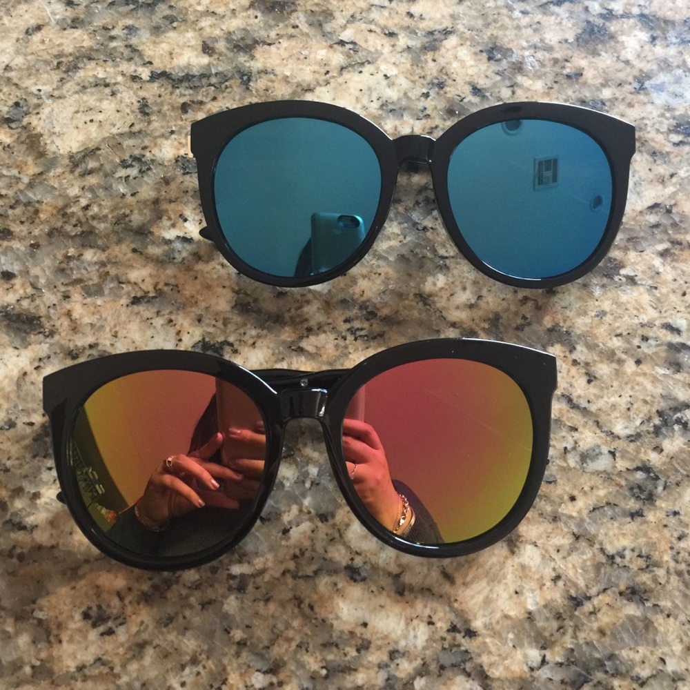 Flash Sunnies!