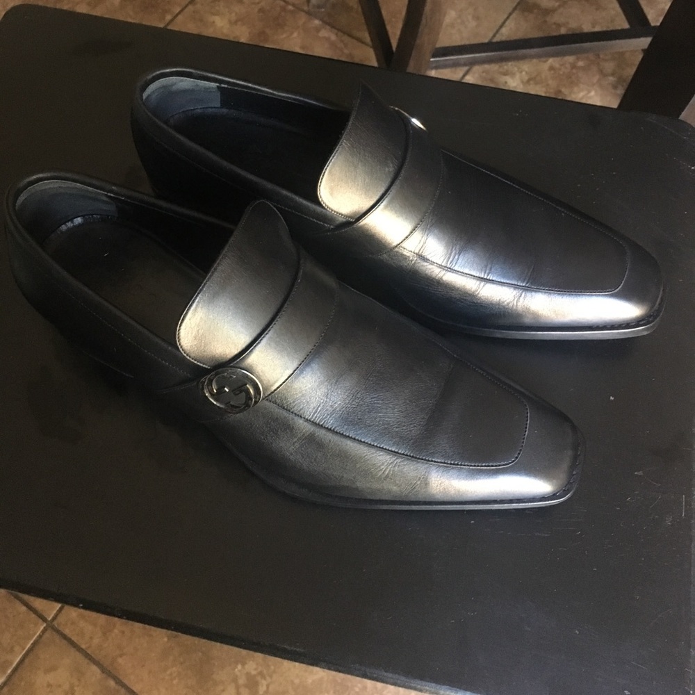 HELD (Do Not Purchase): Like New Gucci Loafers