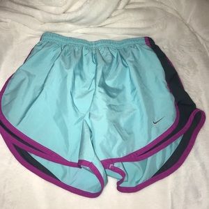 nike shorts medium