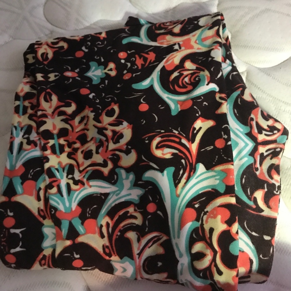 LulaRoe Leggings