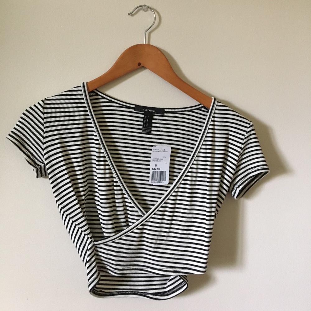 Forever 21 Black and White Striped Crop Top