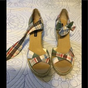 ‼️Brand New‼️ Tommy Hilfiger plaid wedges