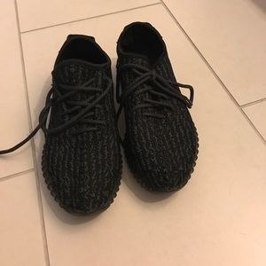 Yeezy boost (knock off)