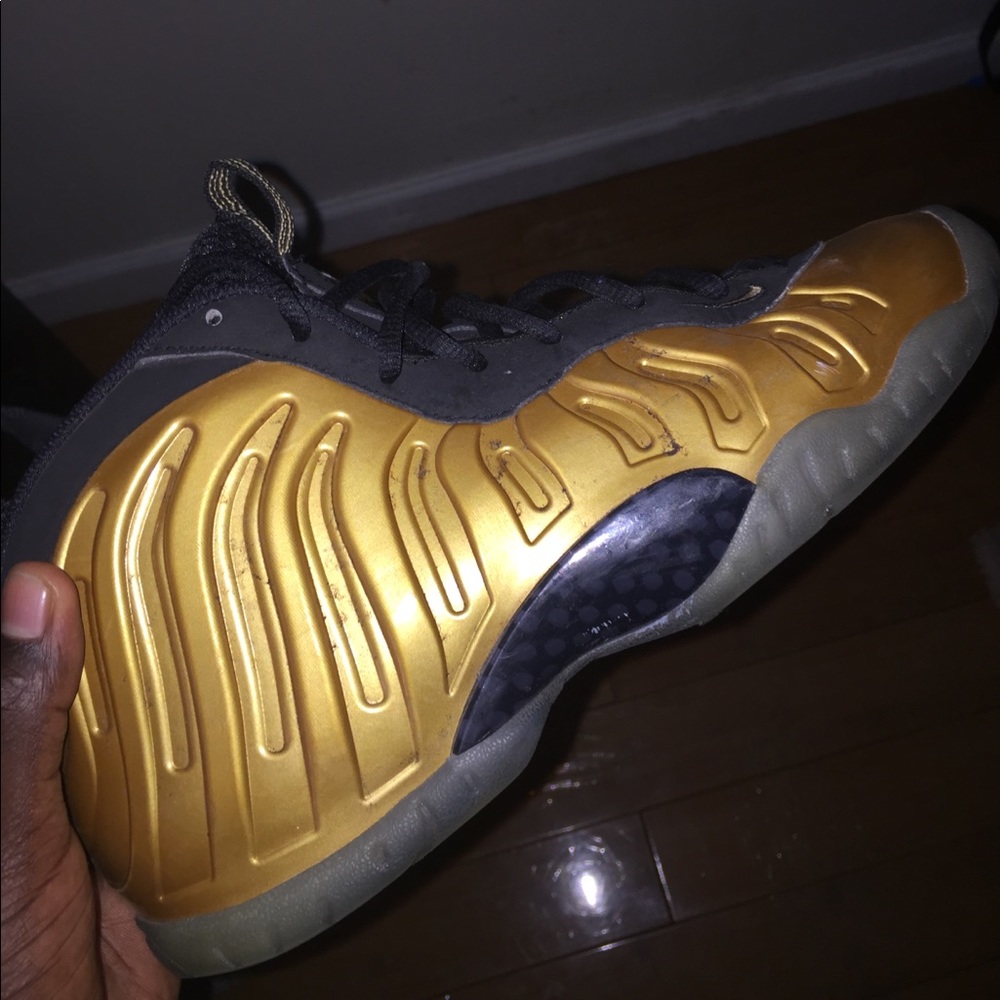Nike Foam Posite Gold Kids Size 6.5 Worn