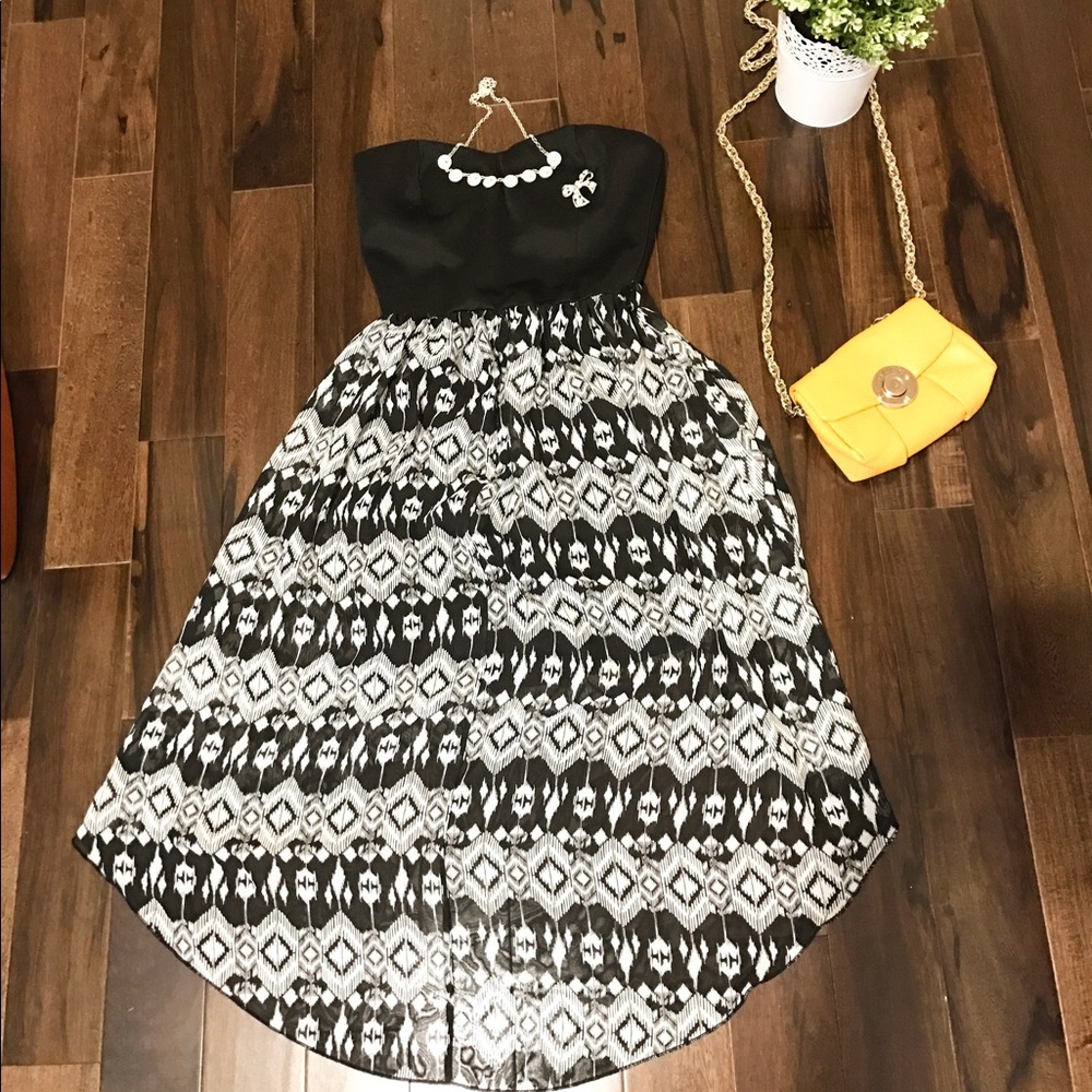 New Black and white summer dress