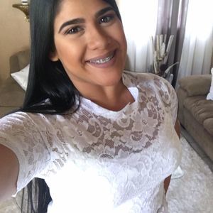 Meet your Posher, Carla m