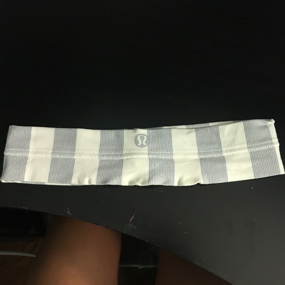 LULULEMON HEADBAND