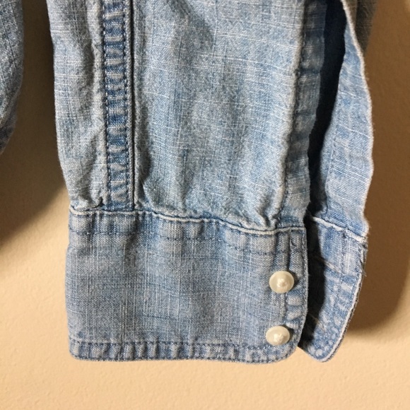 American Eagle Long Sleeve Denim Button Up - Picture 3 of 5