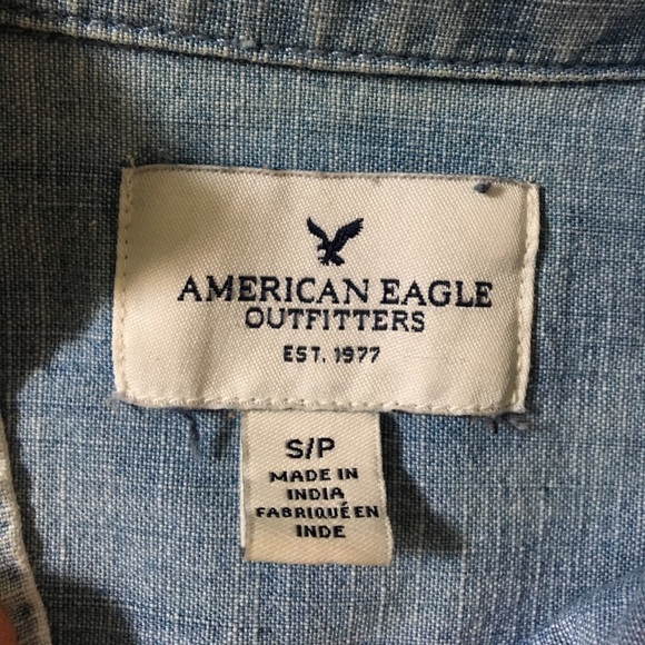 American Eagle Long Sleeve Denim Button Up - Picture 4 of 5