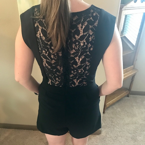 Black Lace Back Romper -NWOT - Picture 2 of 4