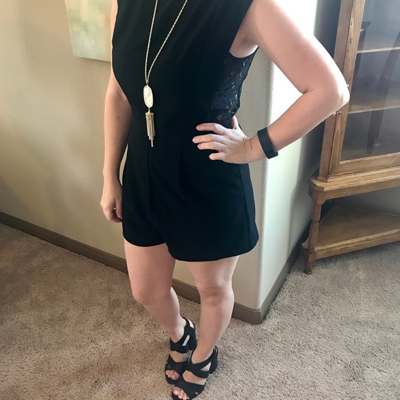 Black Lace Back Romper -NWOT - Picture 3 of 4