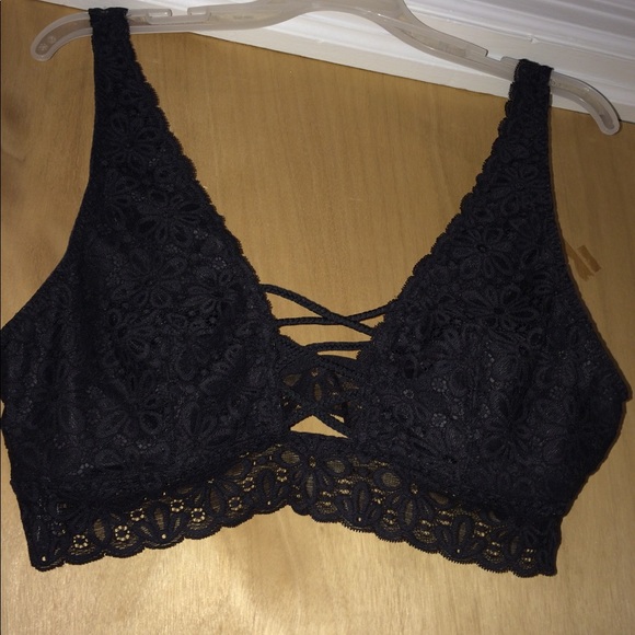 Two Victoria Secret braletts. - Picture 2 of 8