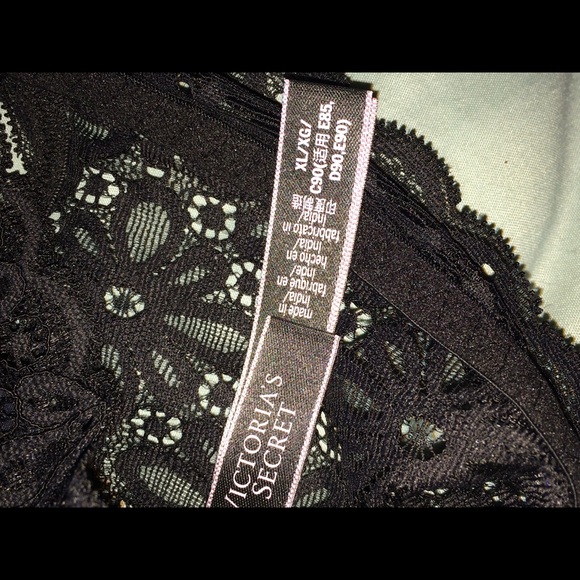 Two Victoria Secret braletts. - Picture 4 of 8