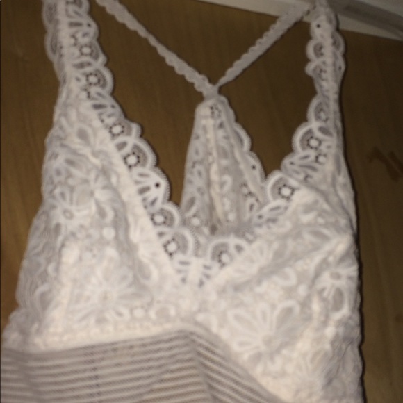 Two Victoria Secret braletts. - Picture 5 of 8