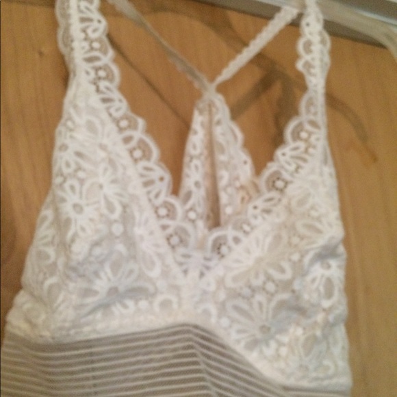 Two Victoria Secret braletts. - Picture 6 of 8