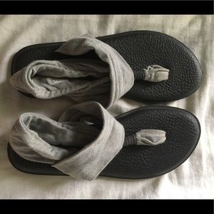 Sanuk Flip Flop Sandals