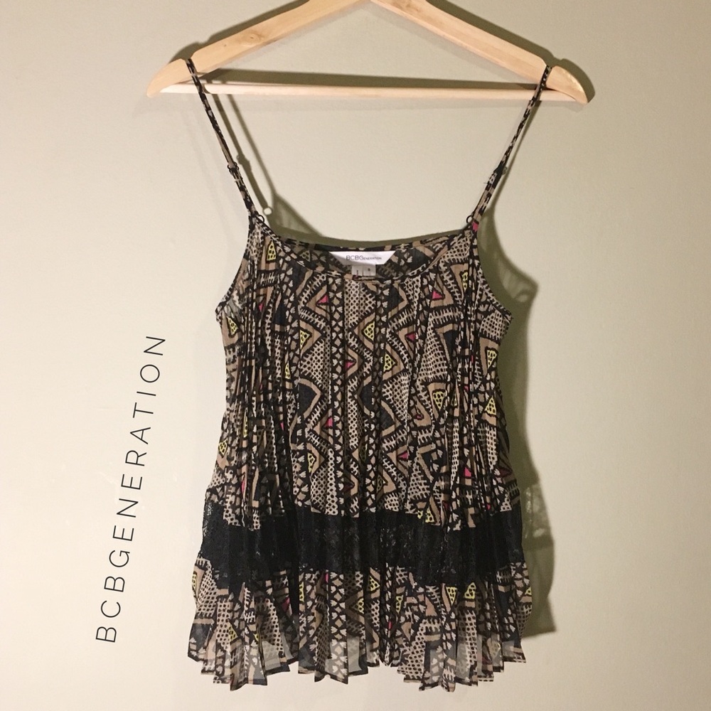 Semi sheer pleated geometric tank with lace