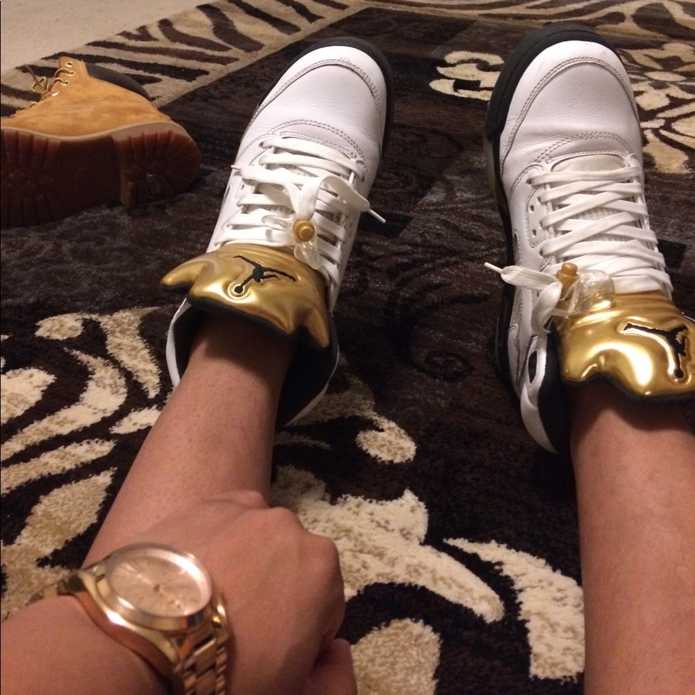 Retro Jordan 5 gold 6.5y