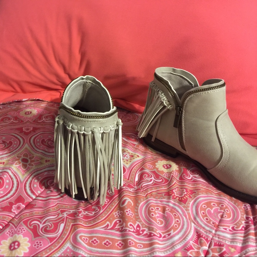 Booties - Picture 2 of 4