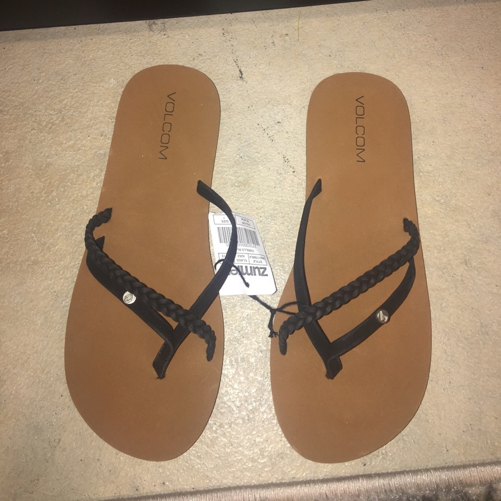 Volcom flip flops