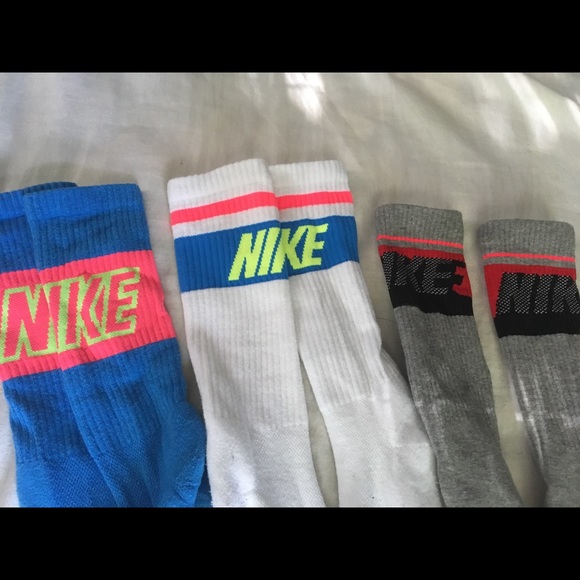 SOLD - Picture 3 of 3