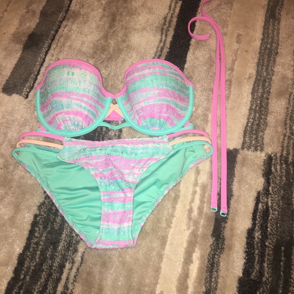 Swim suit