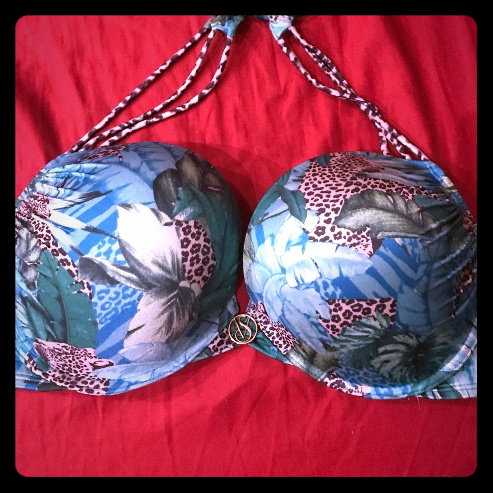 Bombshell bikini top