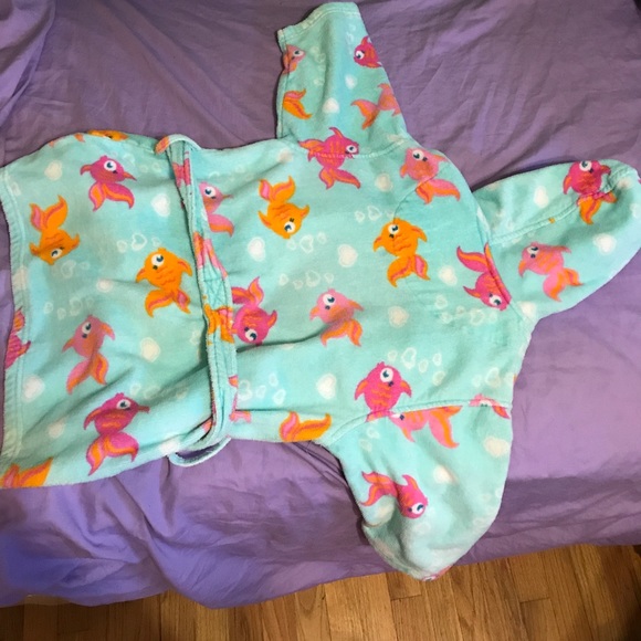 Bathing suit cover up - Picture 2 of 2