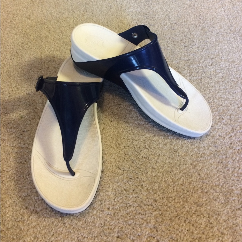 FitFlop Superjelly Thong Sandals