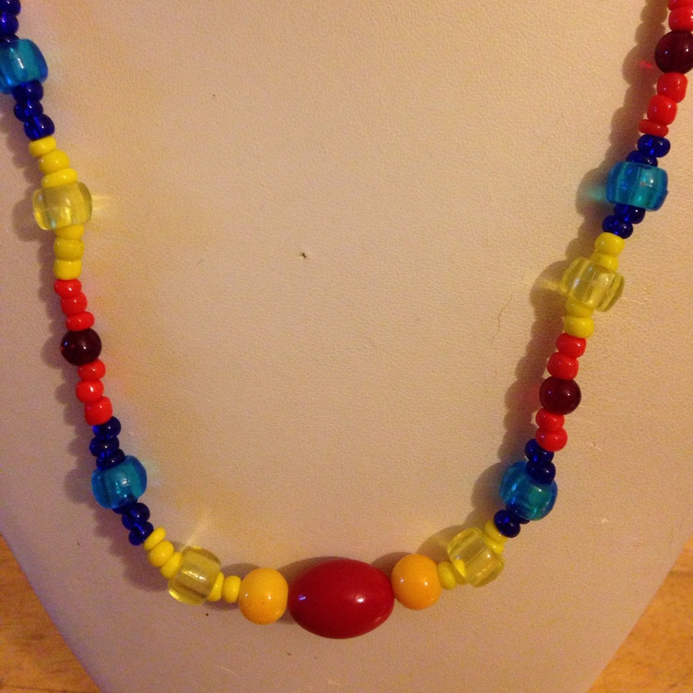 Multi color beads necklace