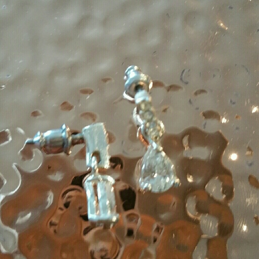 Beautiful! AAA CZ Dangle Earrings