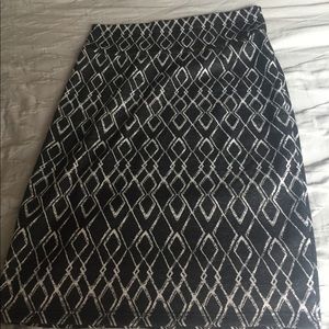 Lularoe Cassie skirt.