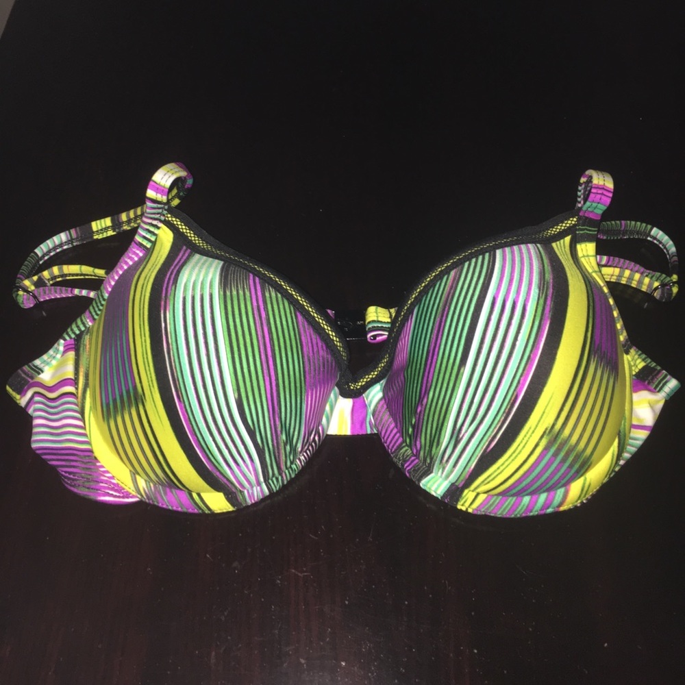 Kenneth Cole bikini top size 36 B/C - Picture 5 of 5