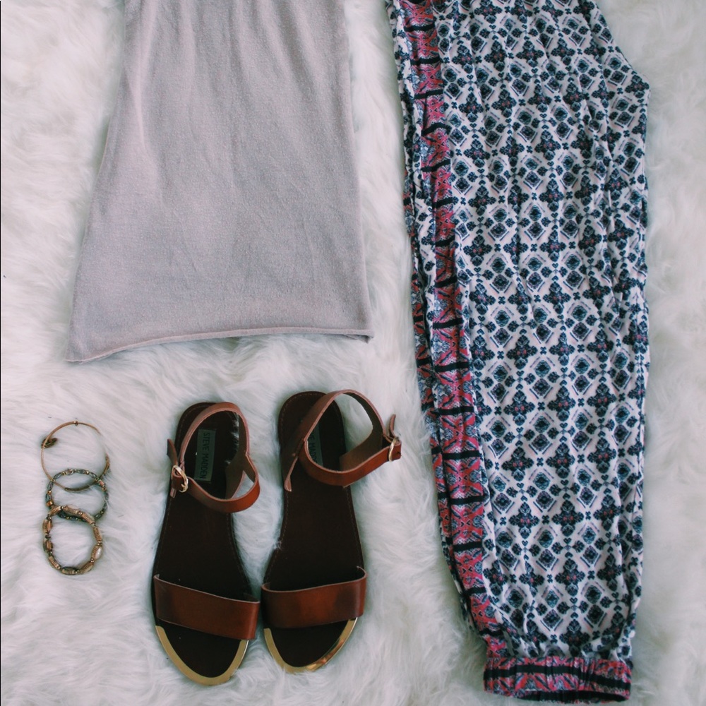 Tribal pattern fun pants, tight ankle