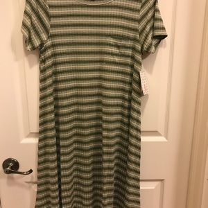 Lularoe small Carly dress