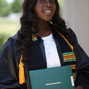 Meet your Posher, Naa